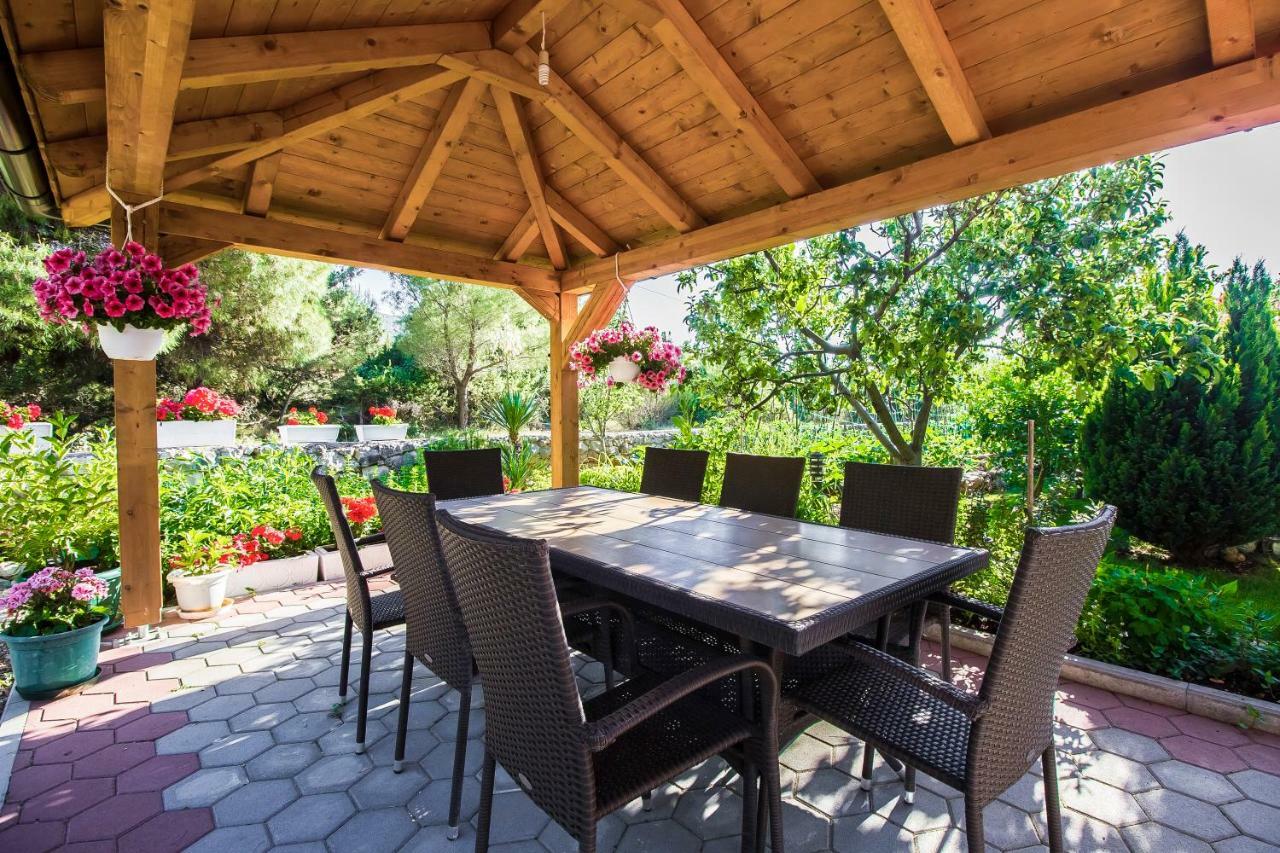 Apartmani Vesna Grebastica Exterior photo
